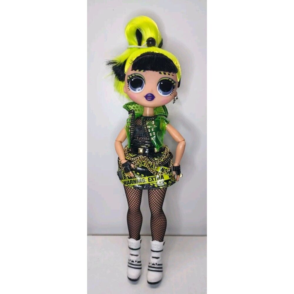 LOL Surprise OMG Remix Yellow Hair Rock Fame Queen Doll Play READ DESCRIPTION